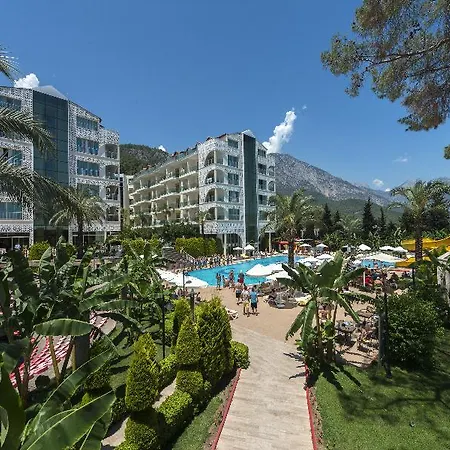 Hotel Grand Ring 5*